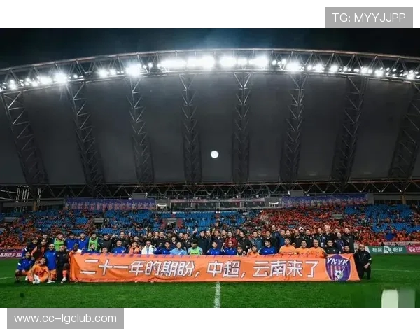 国邦足球锋哥：领衔新一代进攻力量 引领球队冲击更高目标